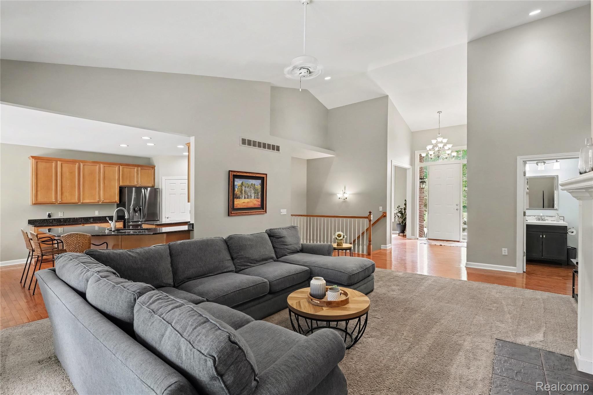 5929 Scott Circle