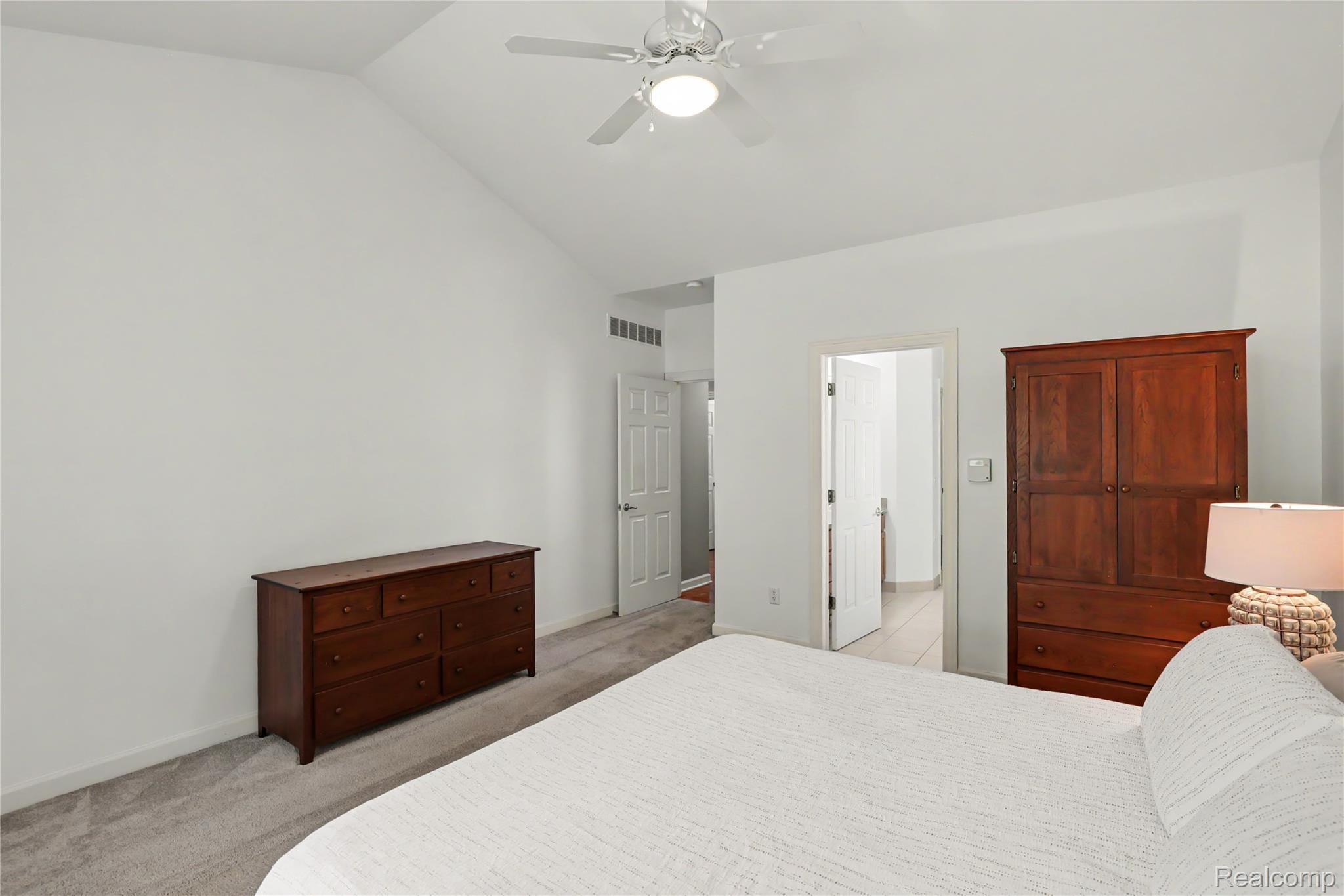 5929 Scott Circle