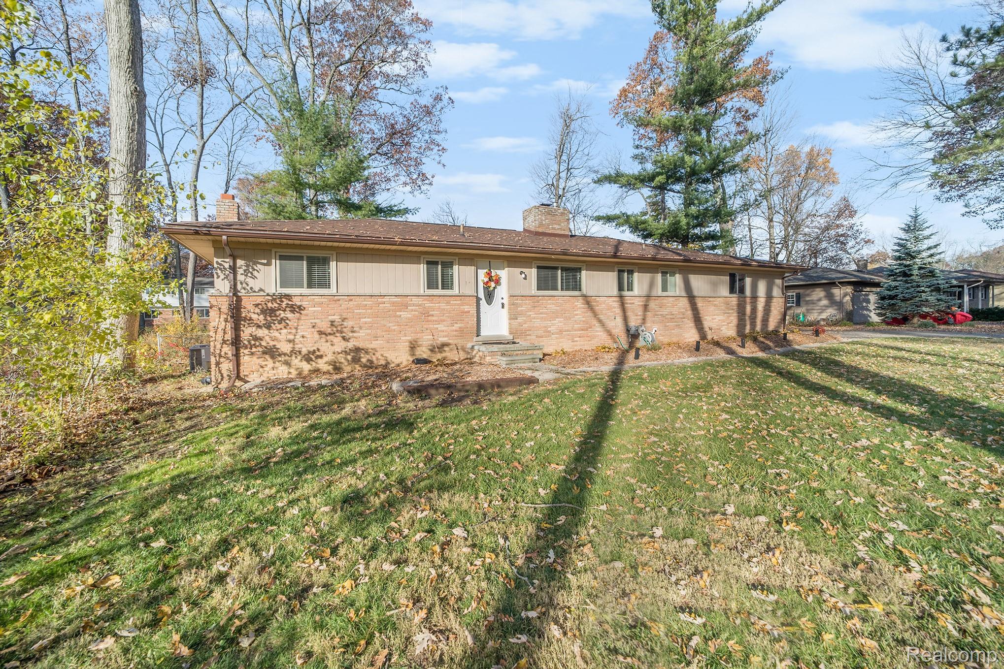 5935 Chickadee Lane