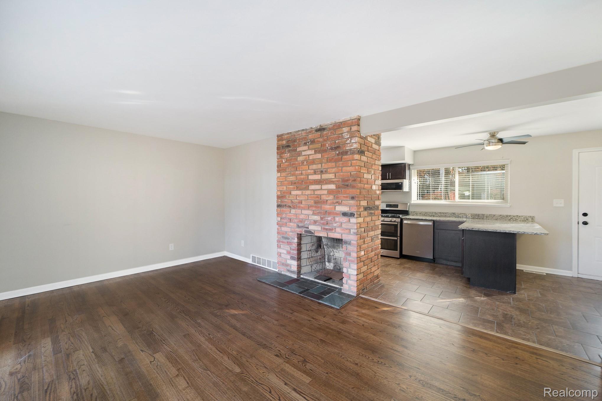 5935 Chickadee Lane