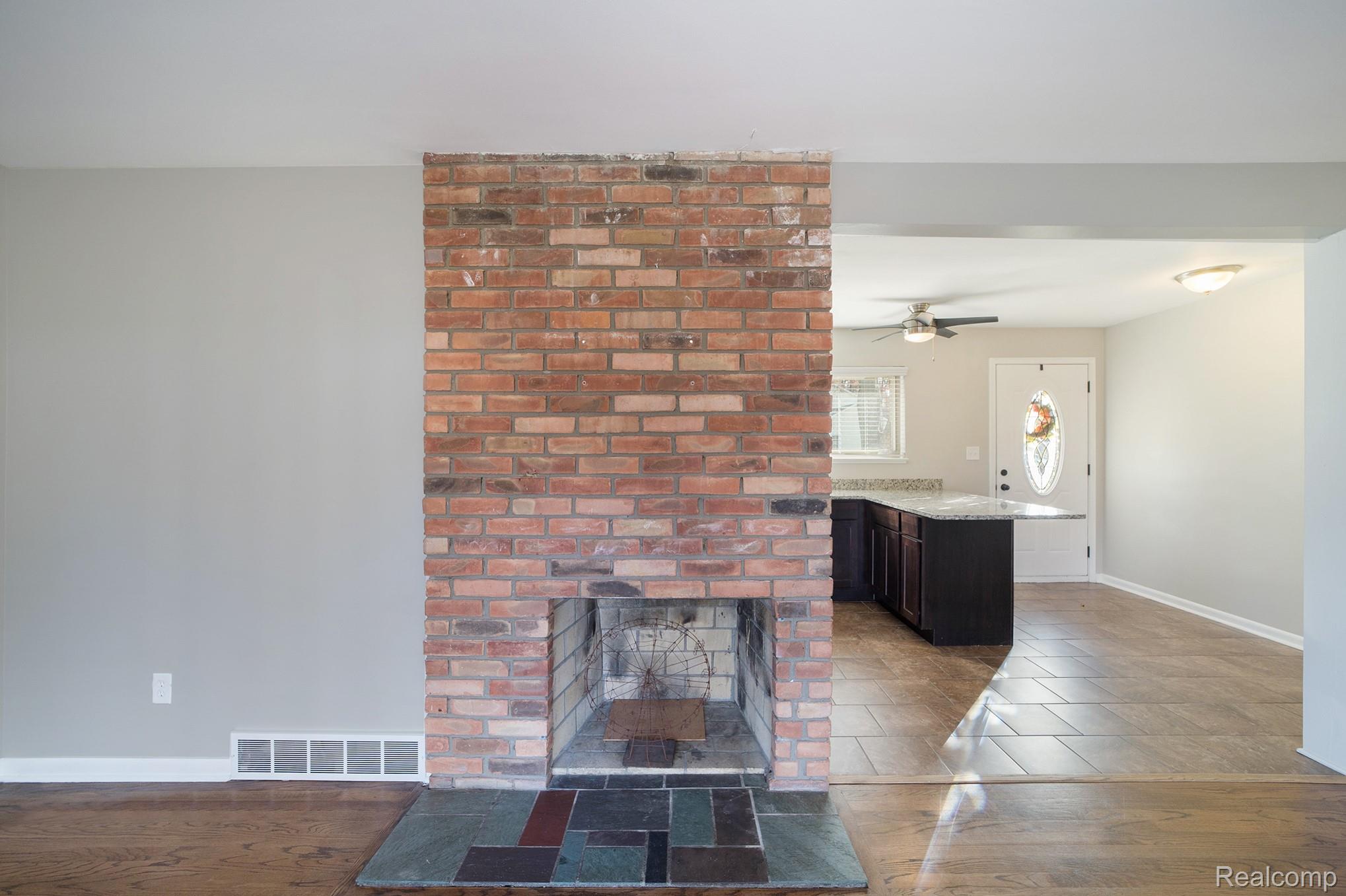 5935 Chickadee Lane