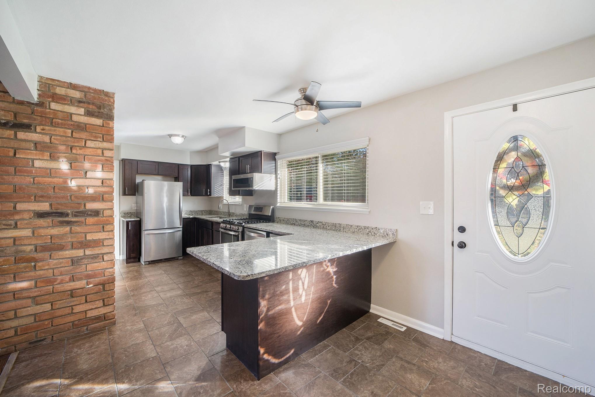 5935 Chickadee Lane