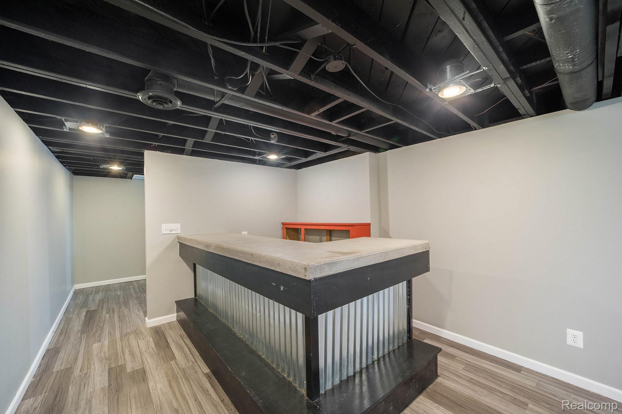 5935 Chickadee Lane