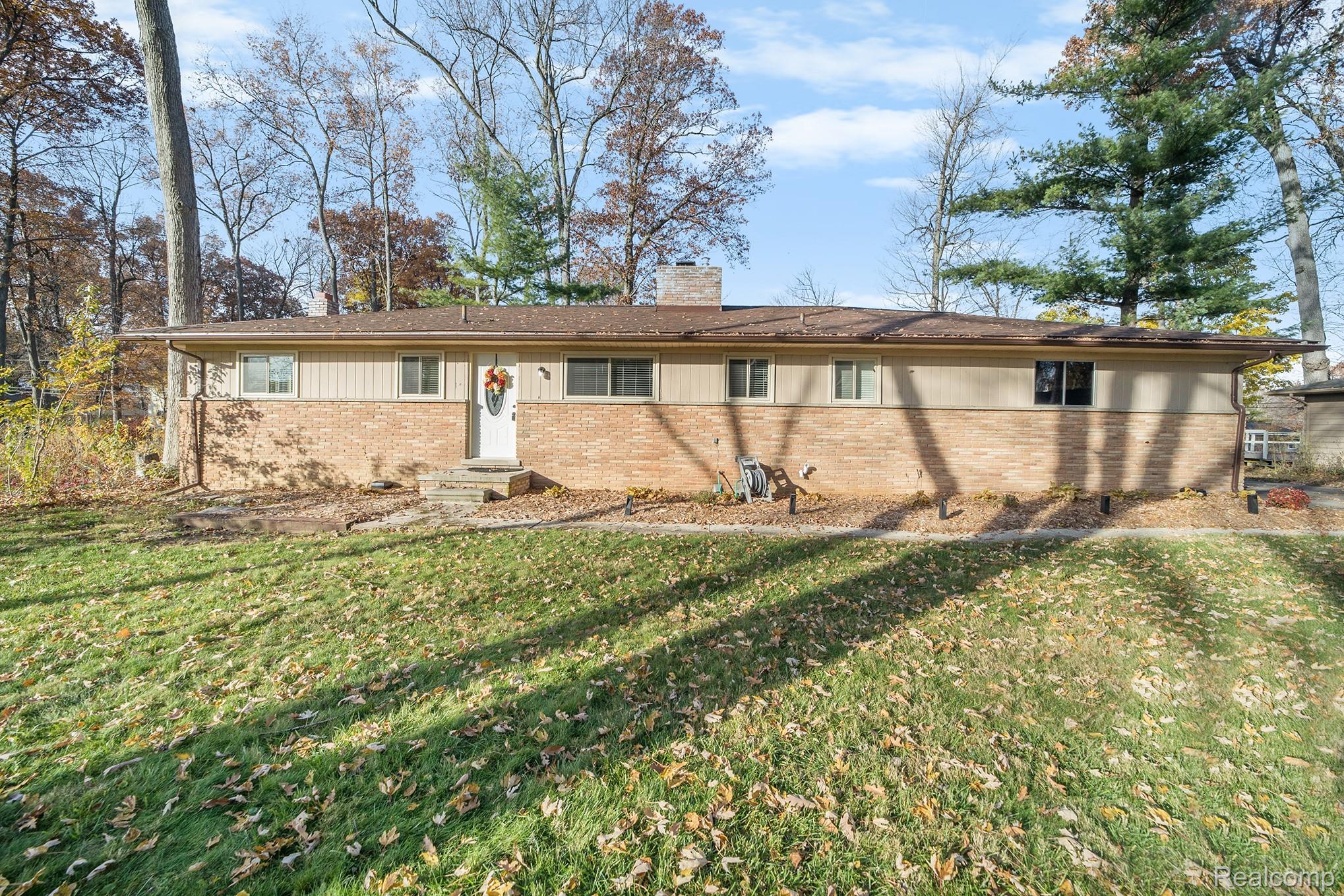 5935 Chickadee Lane
