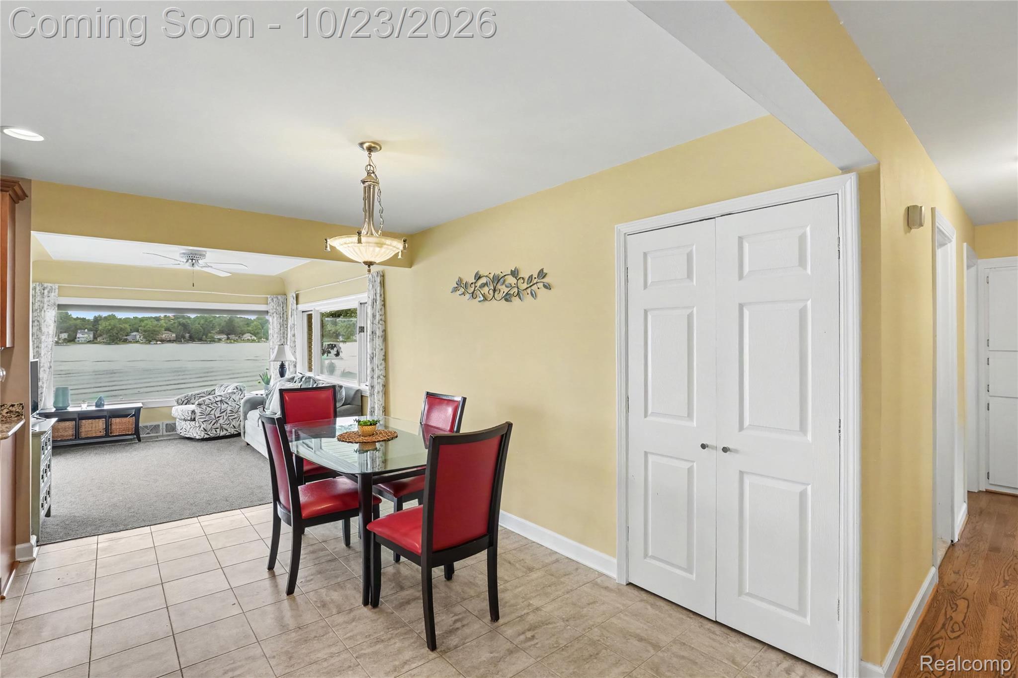 98 Edgelake Drive