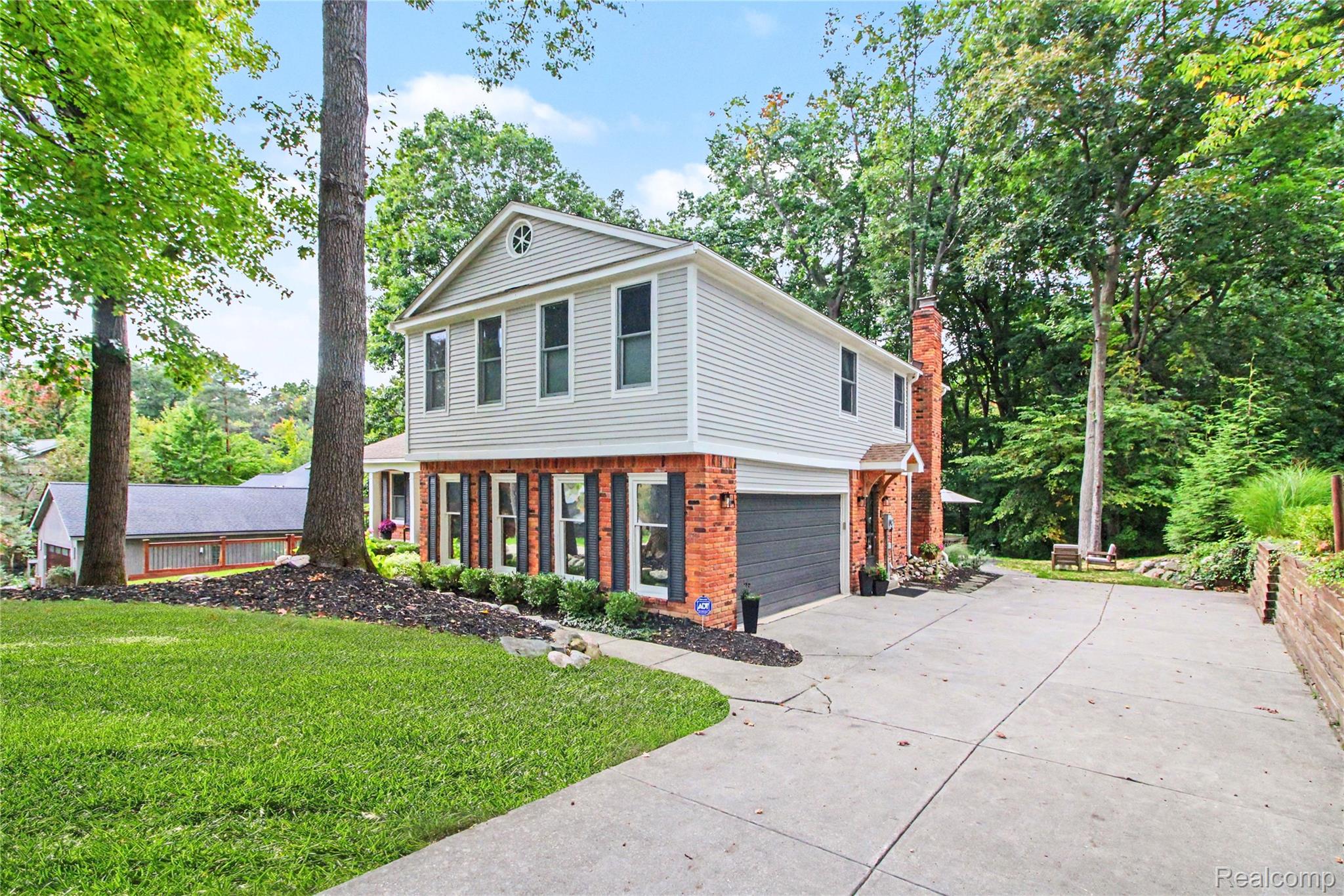 8265 Deerwood Road