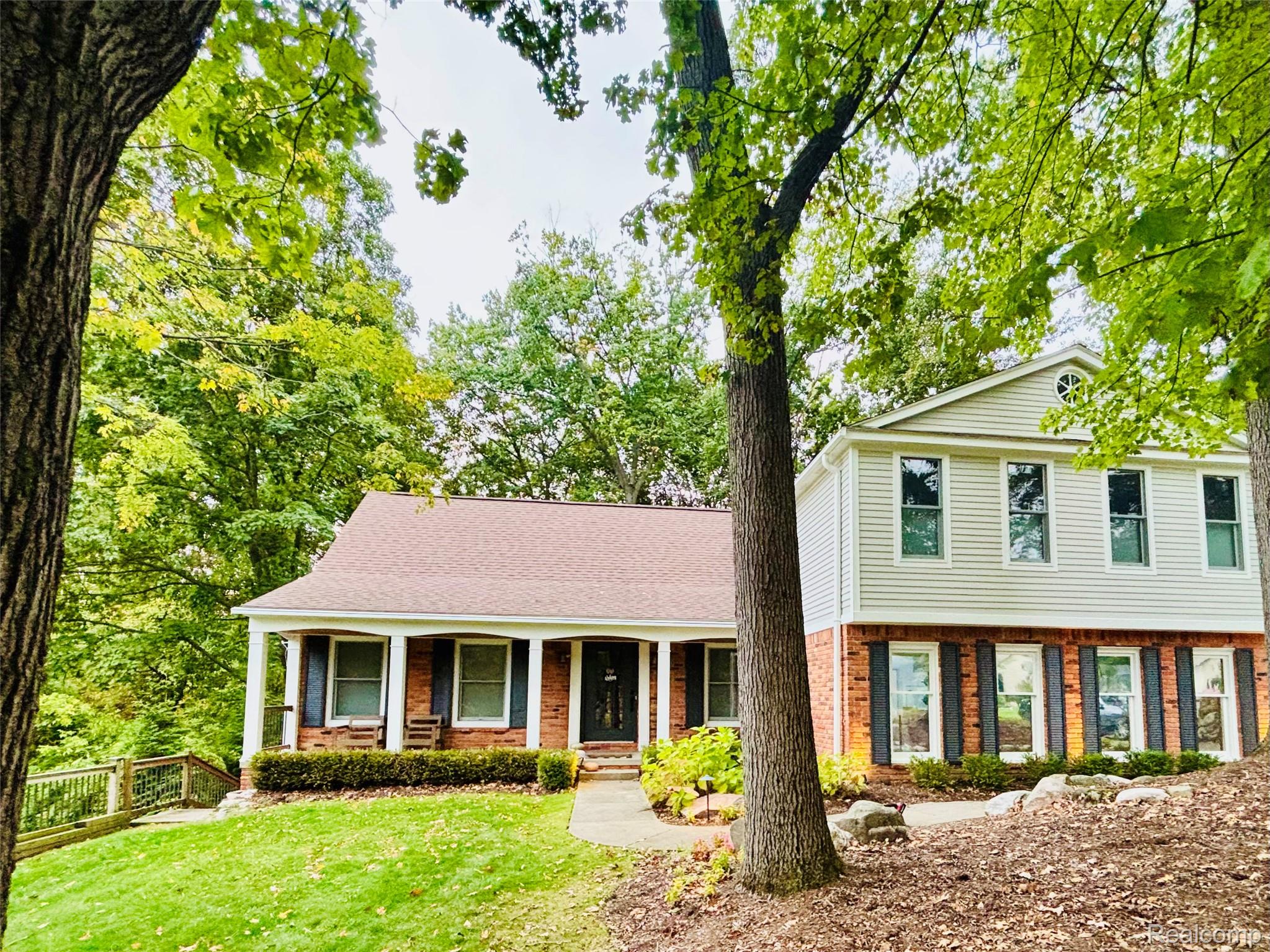 8265 Deerwood Road