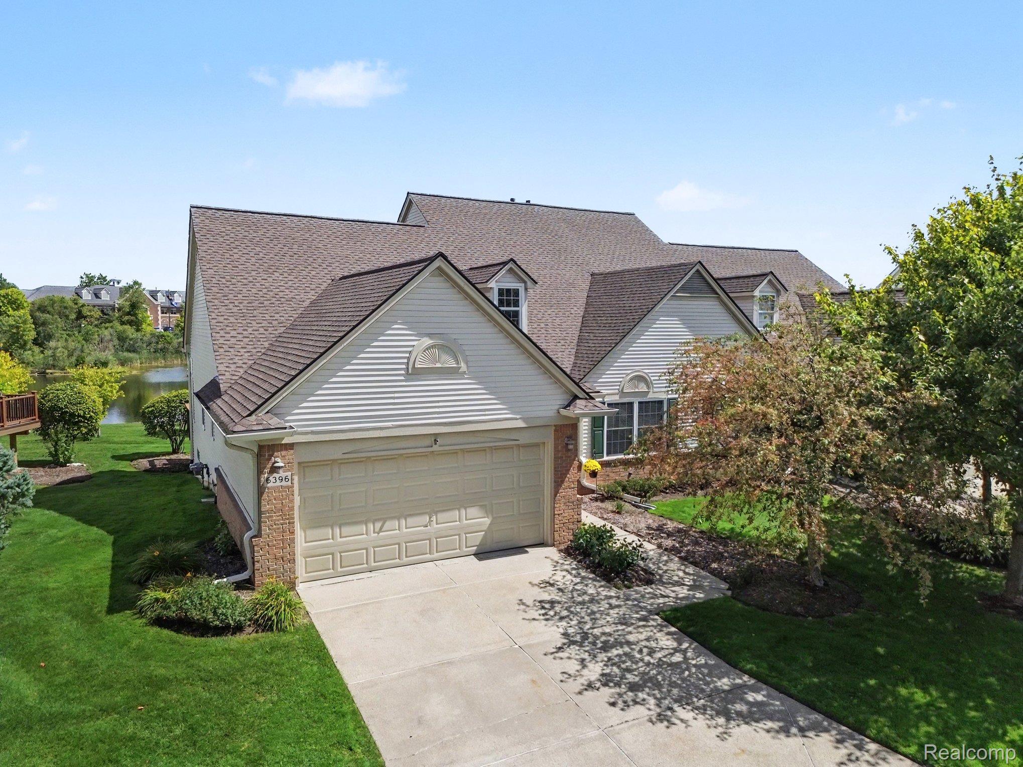 6396 Heron Park Way