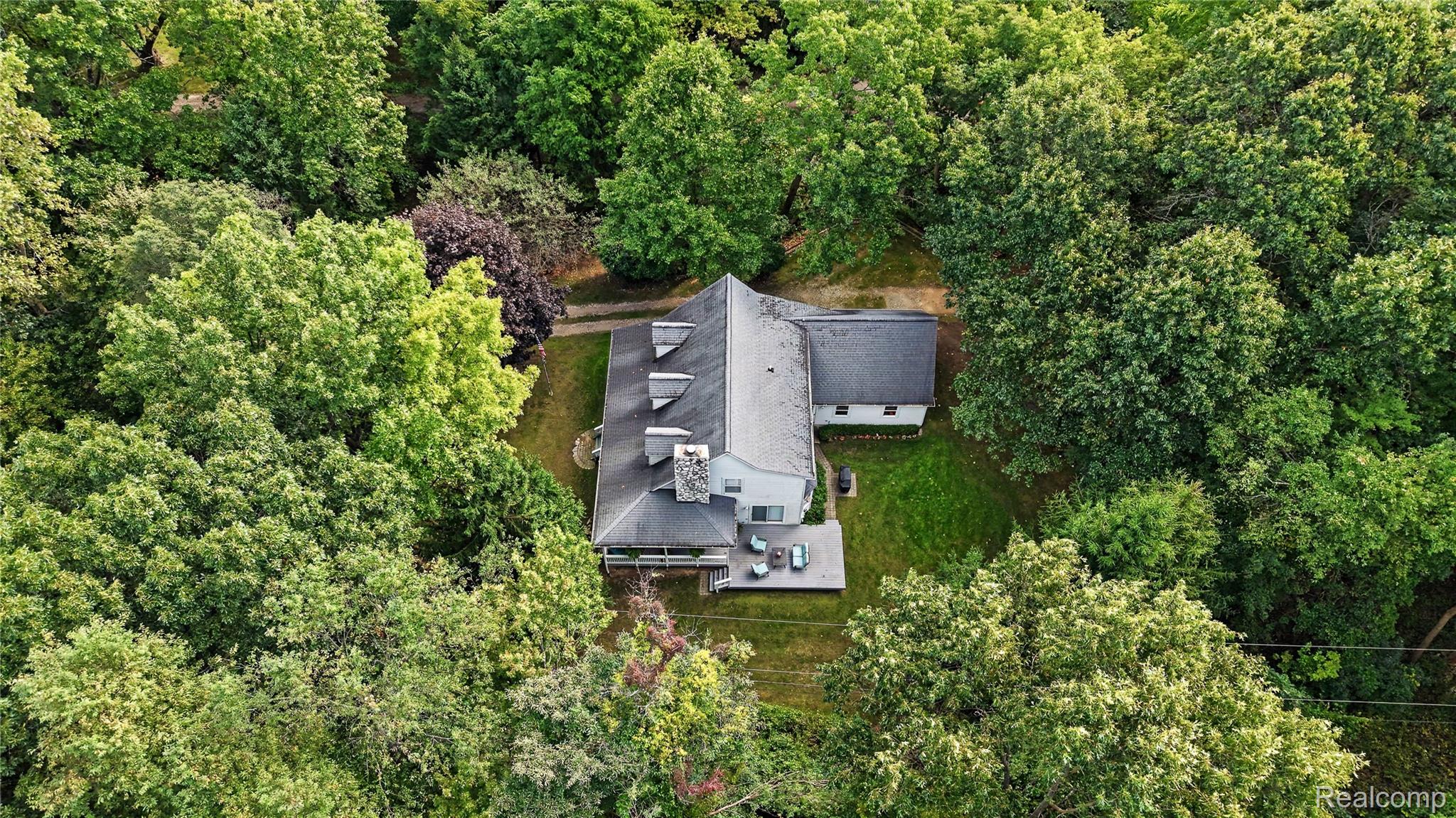 5169 Whipple Lake Road