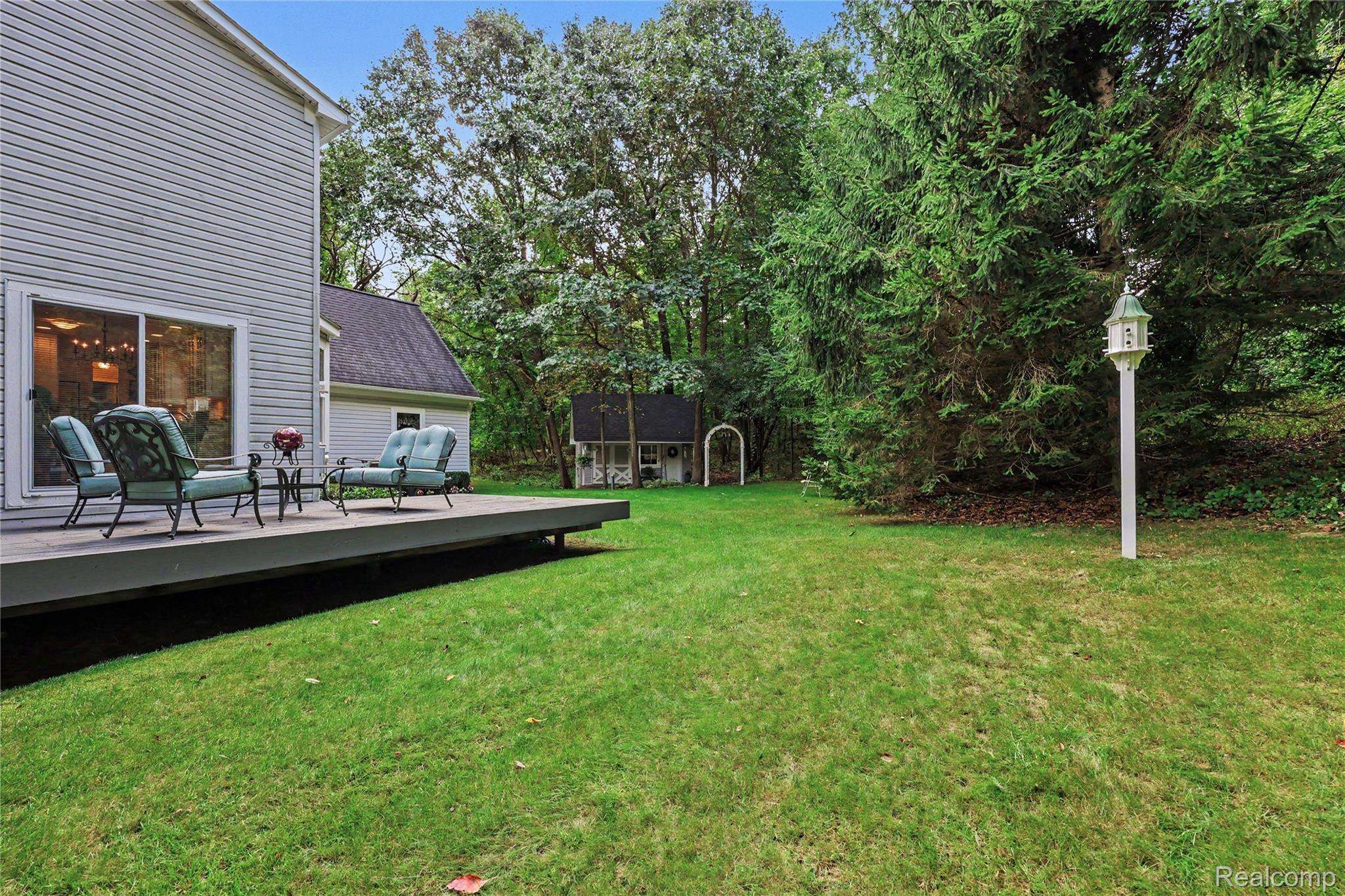 5169 Whipple Lake Road