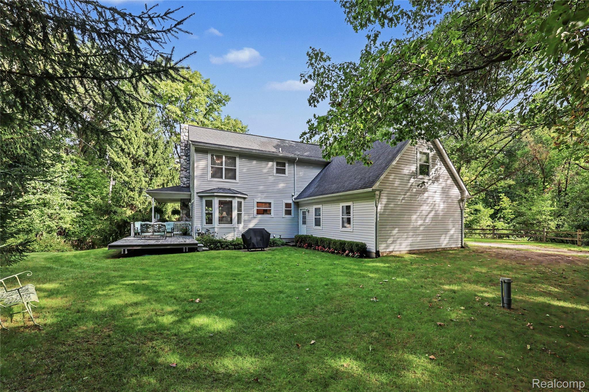 5169 Whipple Lake Road