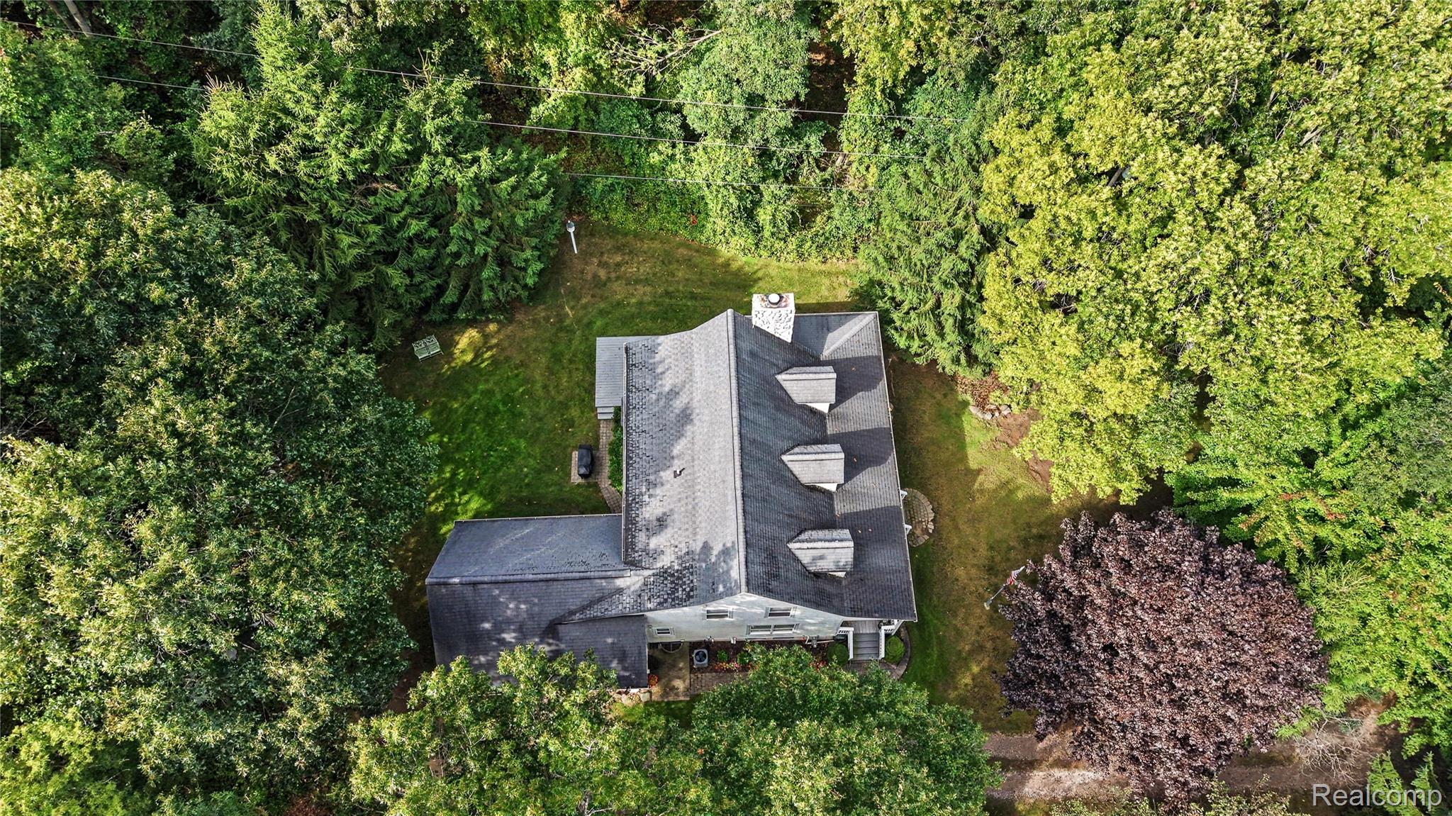 5169 Whipple Lake Road