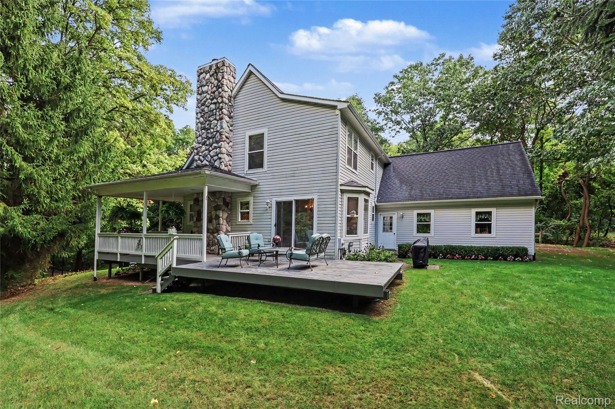 5169 Whipple Lake Road