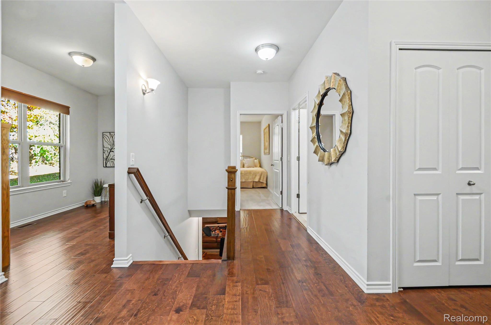 9597 Kingsway CIR