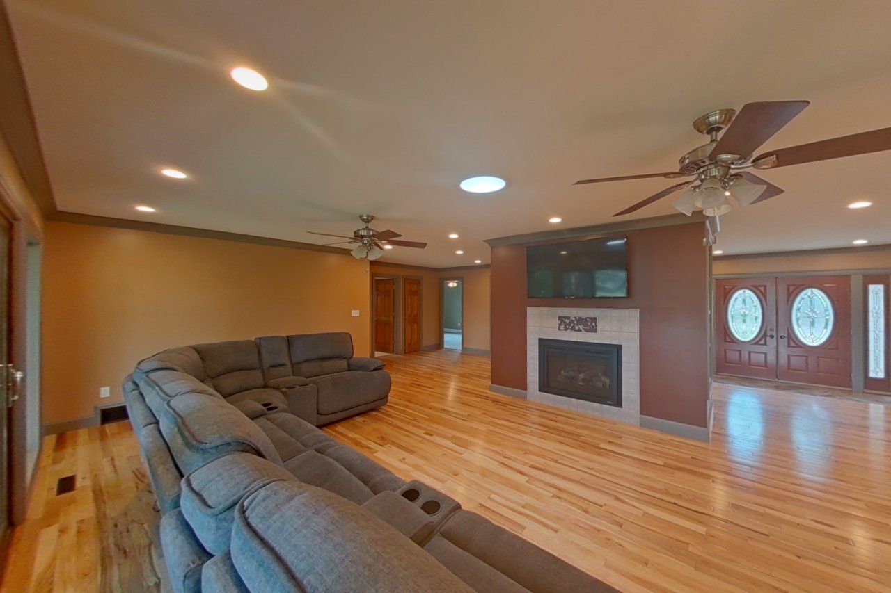 6523 Ellinwood Drive