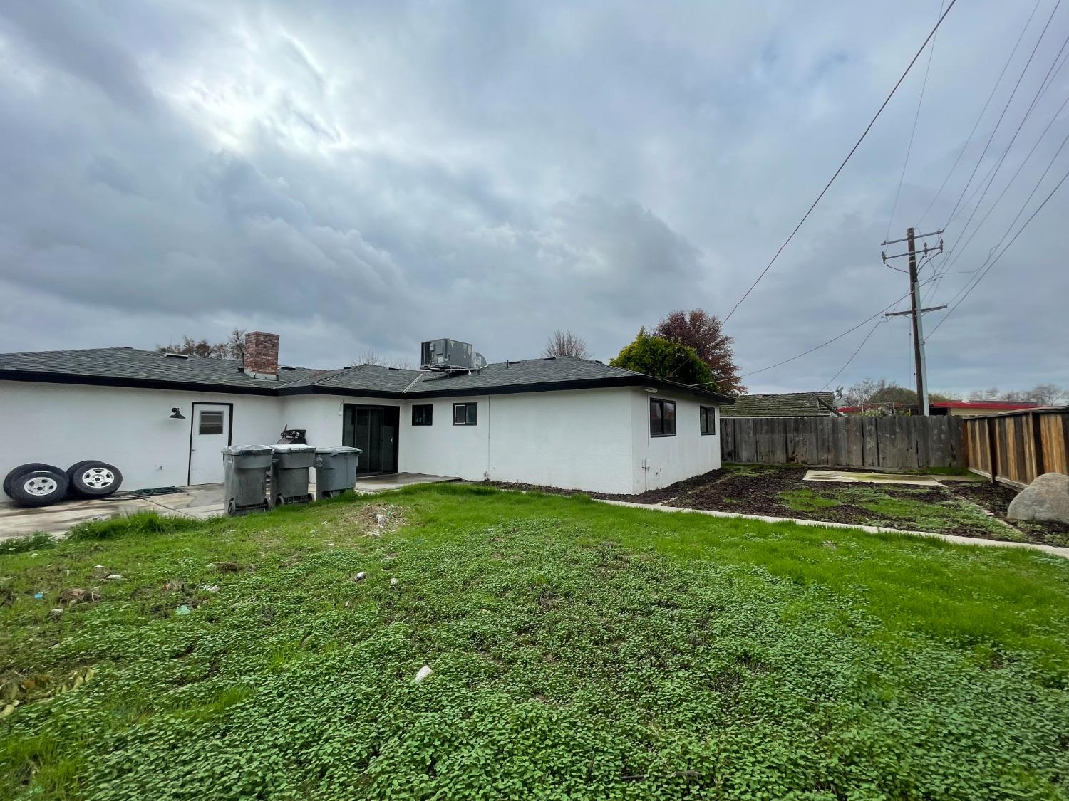 15332 W San Joaquin Avenue