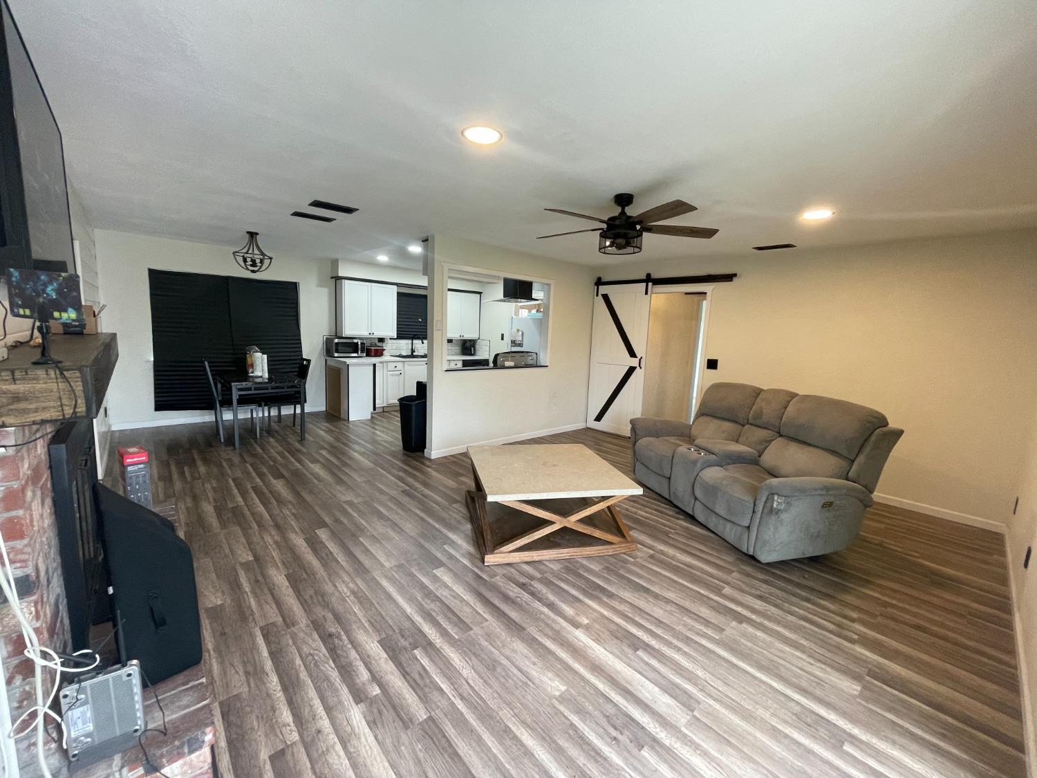 15332 W San Joaquin Avenue