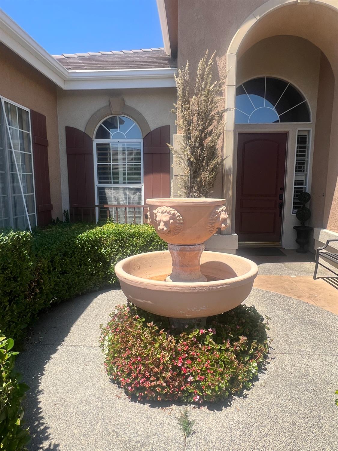 2154 W Via Cipressi