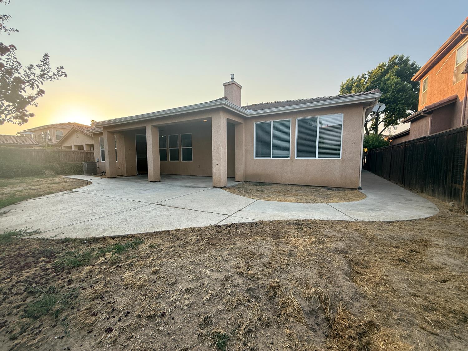 2817 Almond Avenue