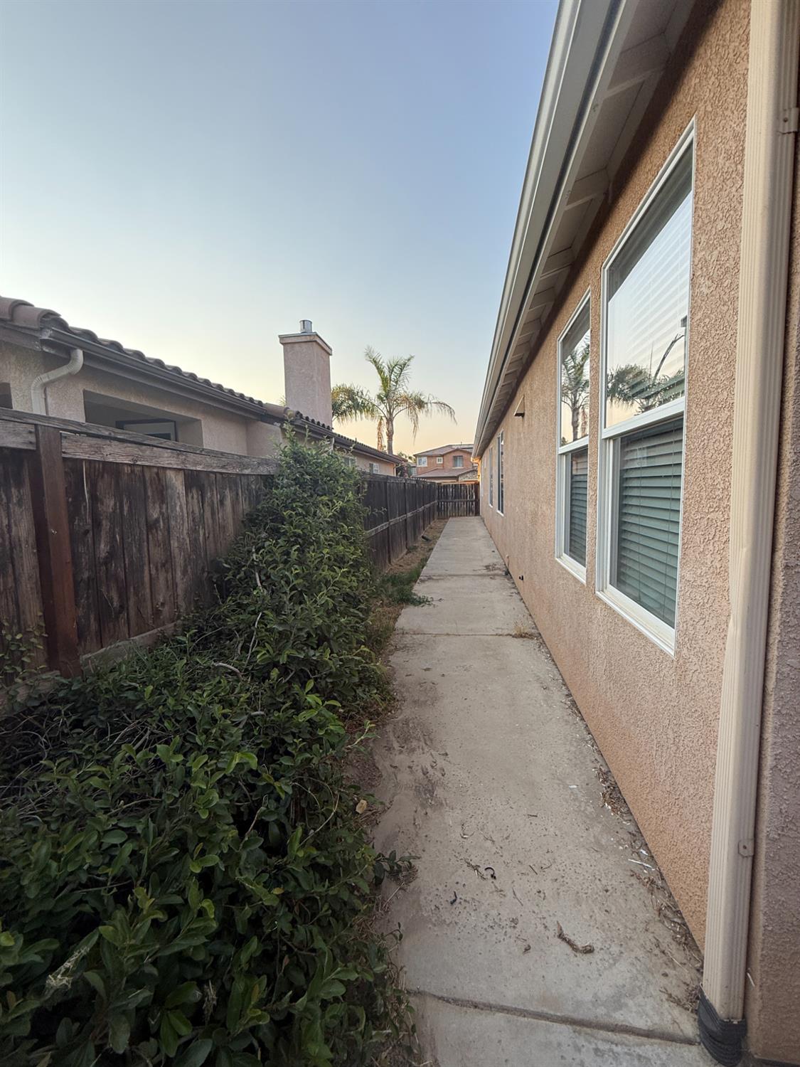 2817 Almond Avenue