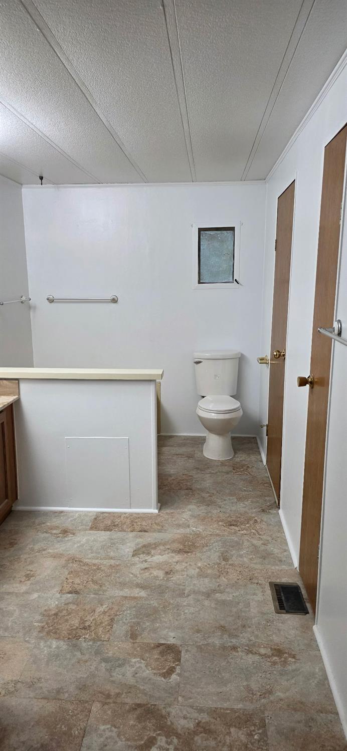 37314 Mistletoe Road