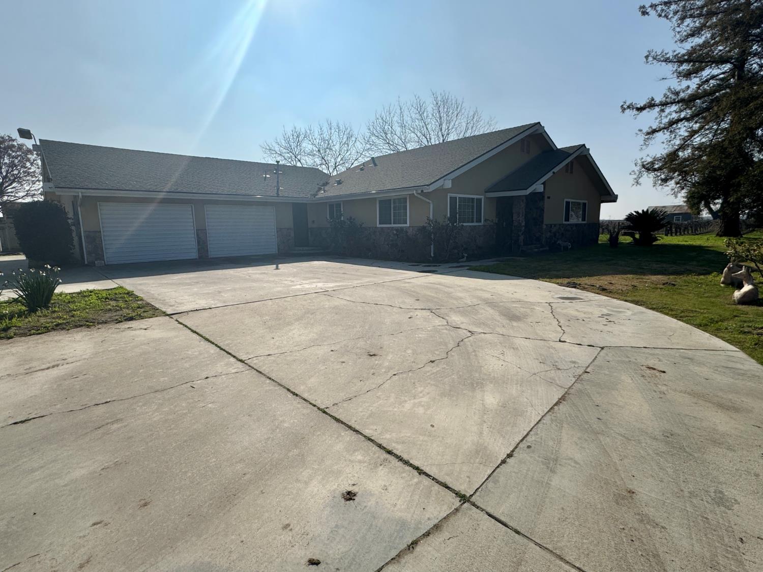 17617 W Belmont Avenue