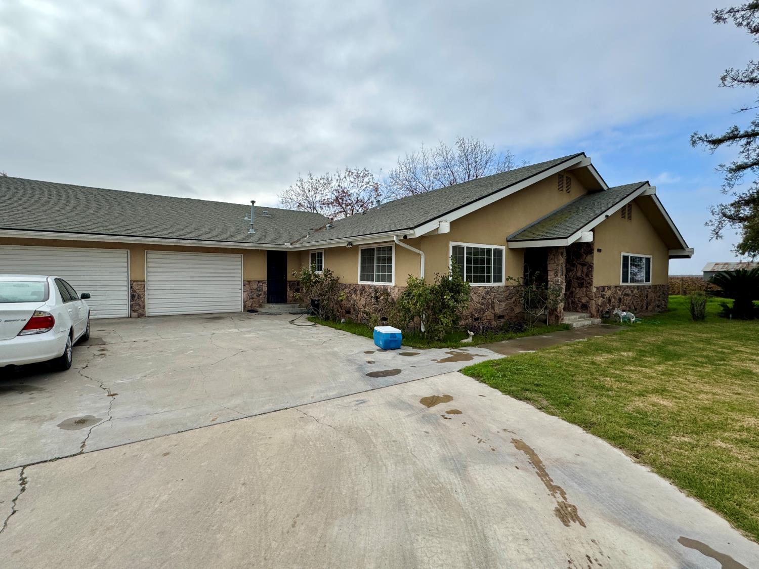 17617 W Belmont Avenue