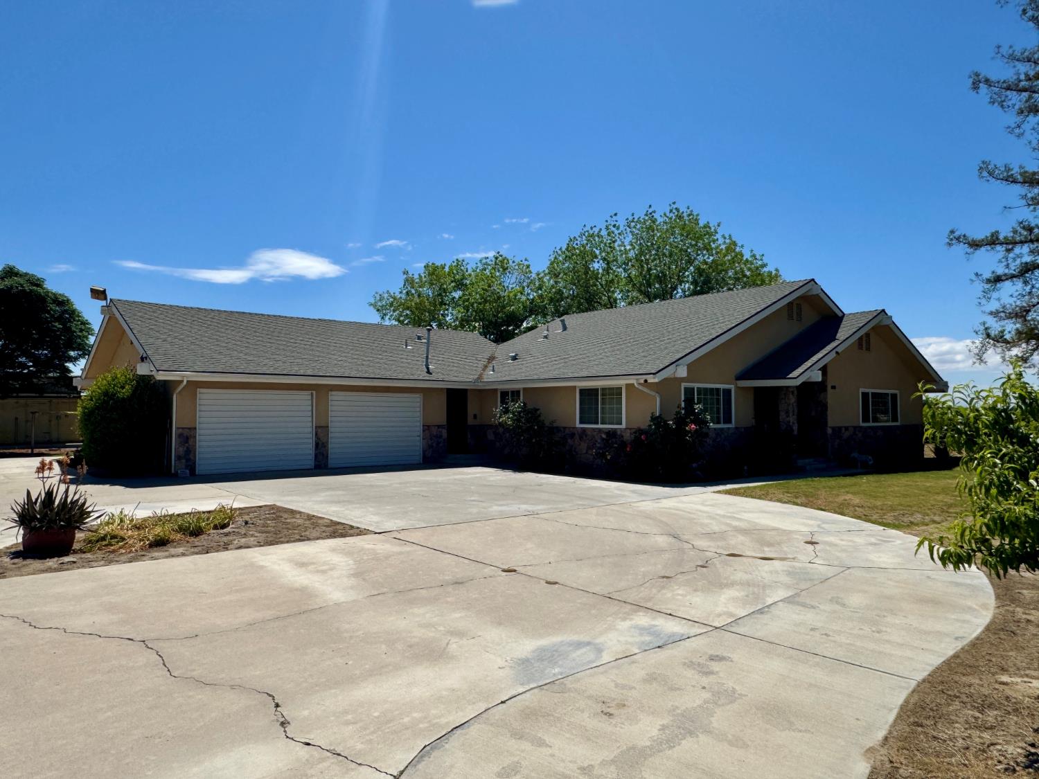 17617 W Belmont Avenue