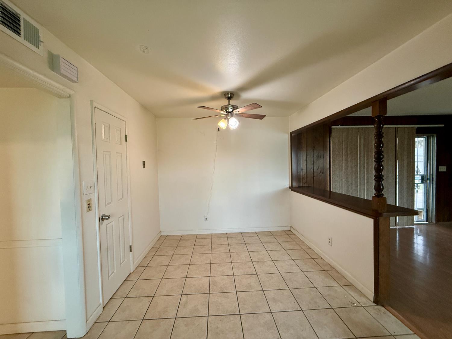 4382 N Crystal Avenue