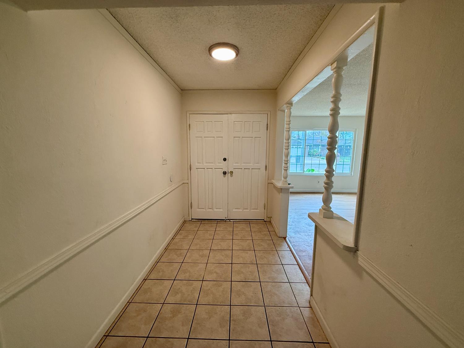 4382 N Crystal Avenue