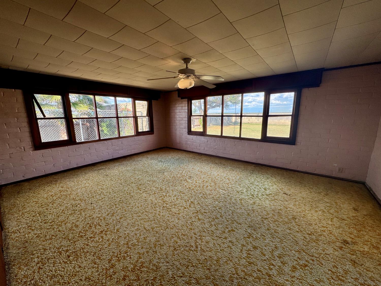 15326 S Dickenson Avenue