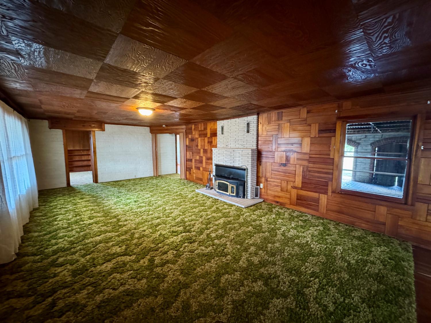 15326 S Dickenson Avenue