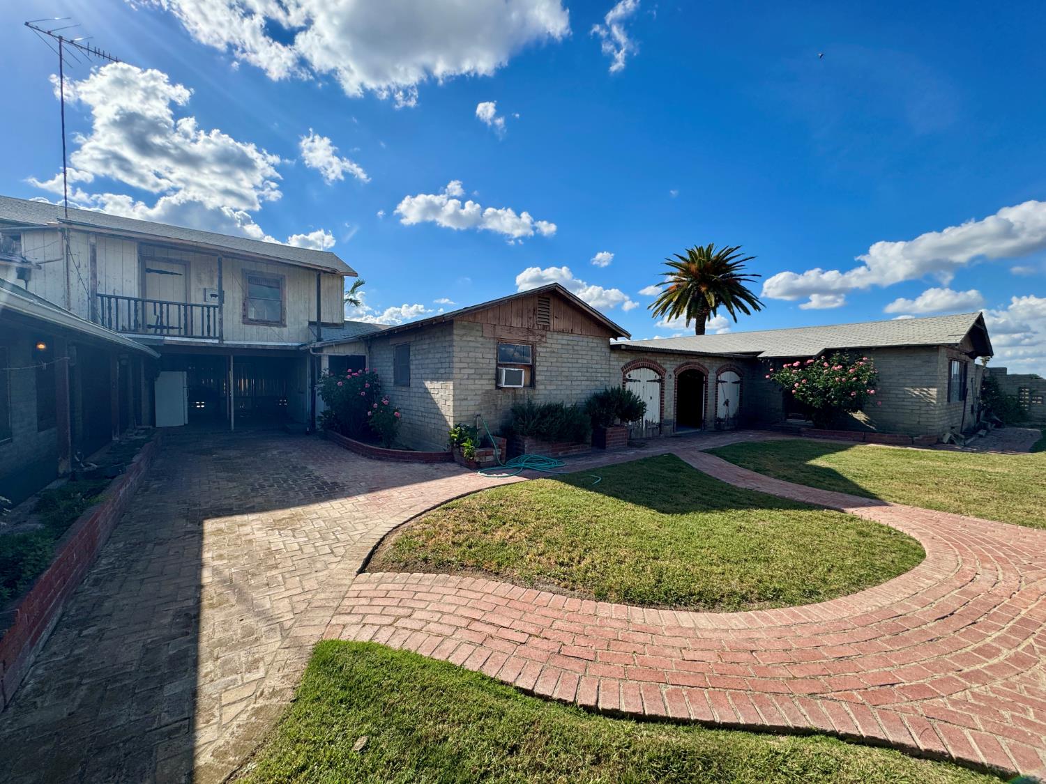 15326 S Dickenson Avenue