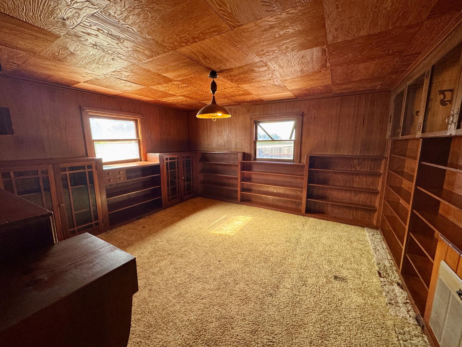 15326 S Dickenson Avenue