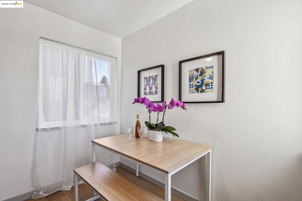 325 Vernon St 301