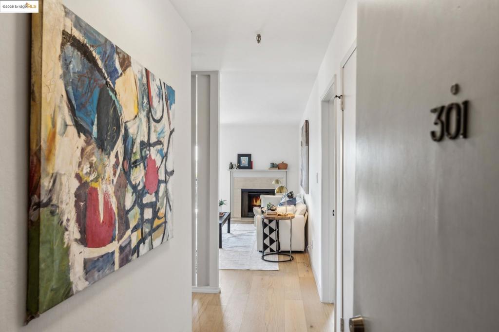 325 Vernon St 301