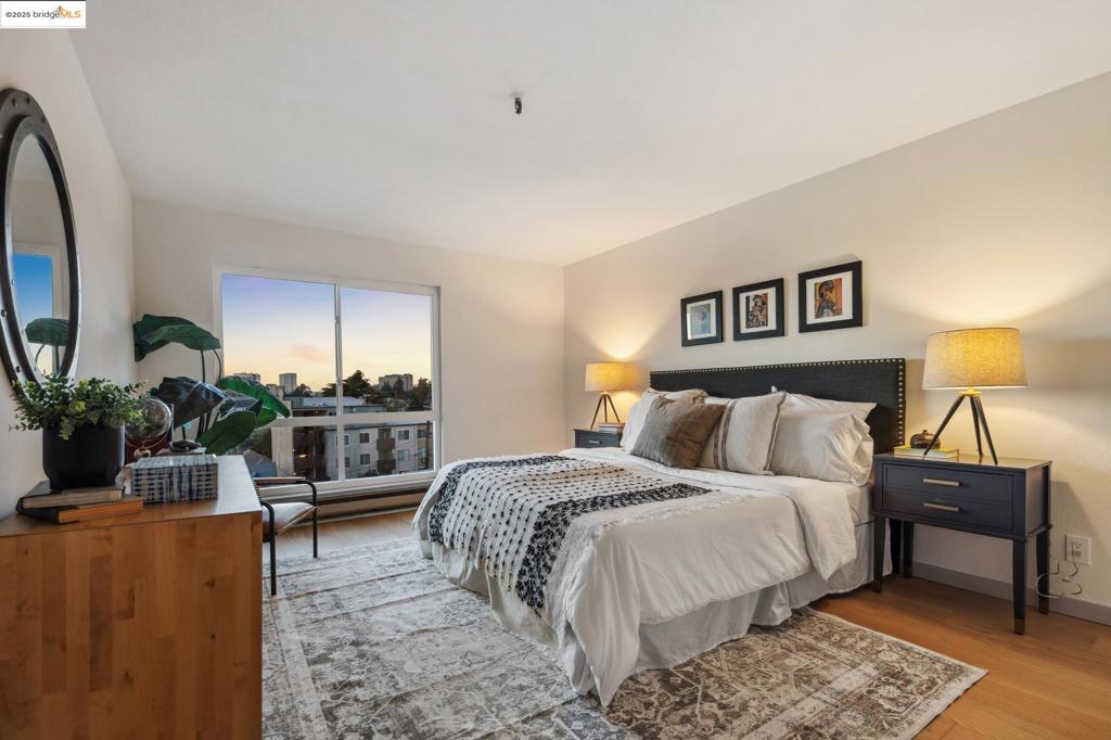 325 Vernon St 301