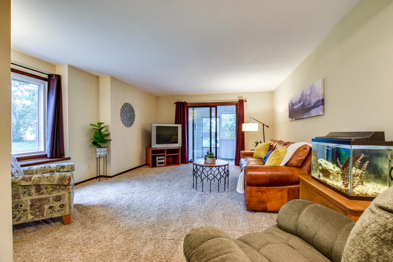 2730 Westchester Circle