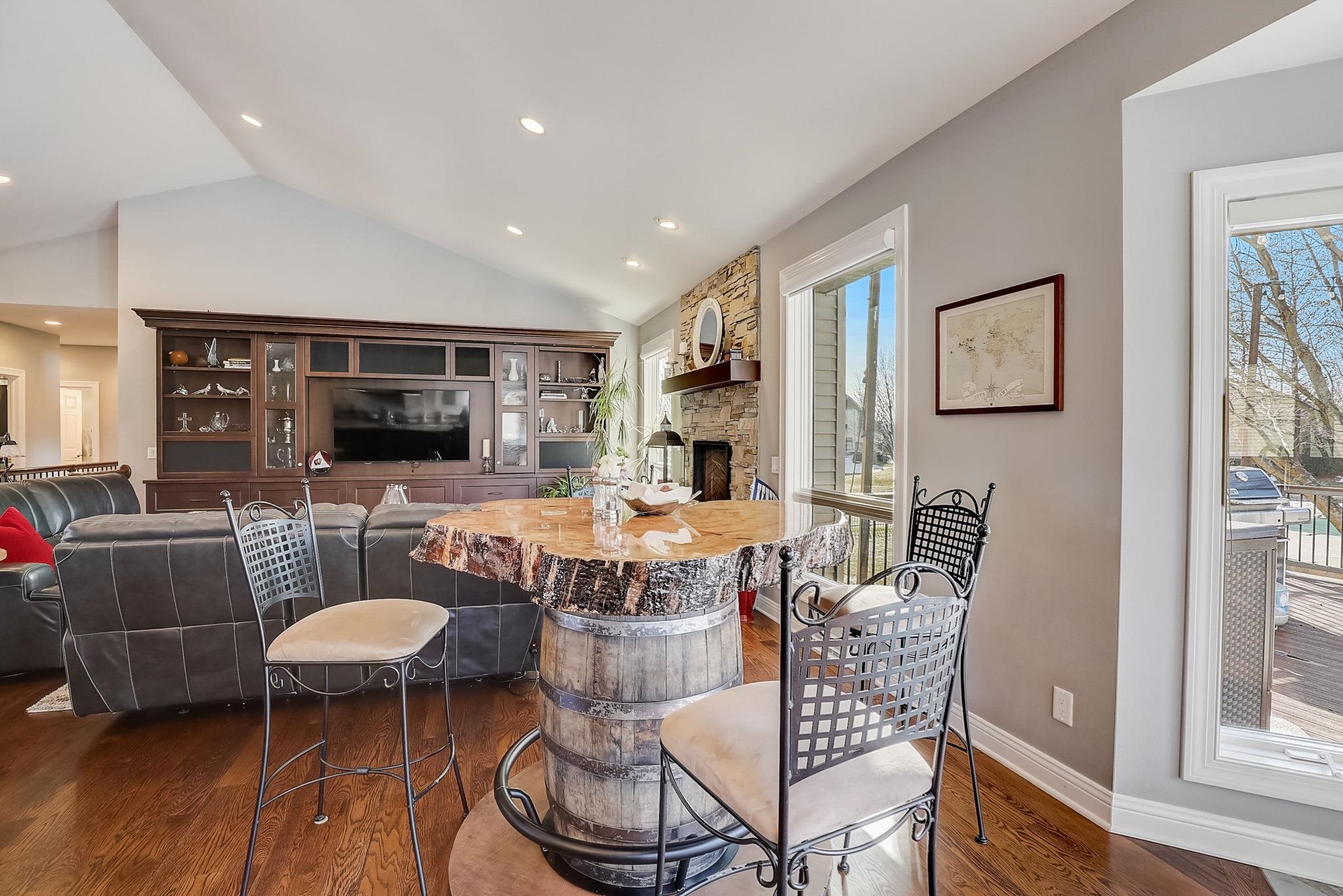 1806 Hidden Hill Drive