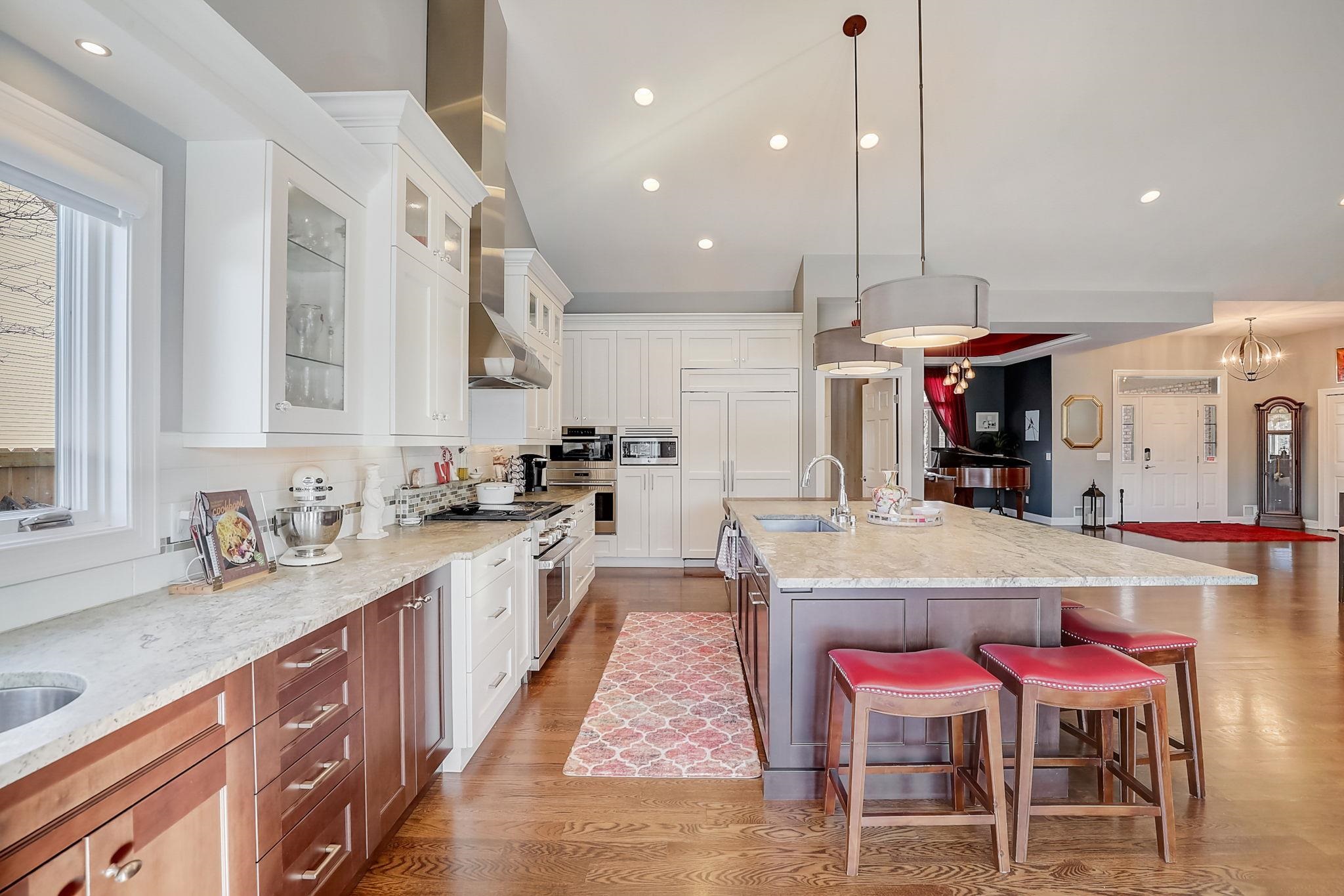 1806 Hidden Hill Drive