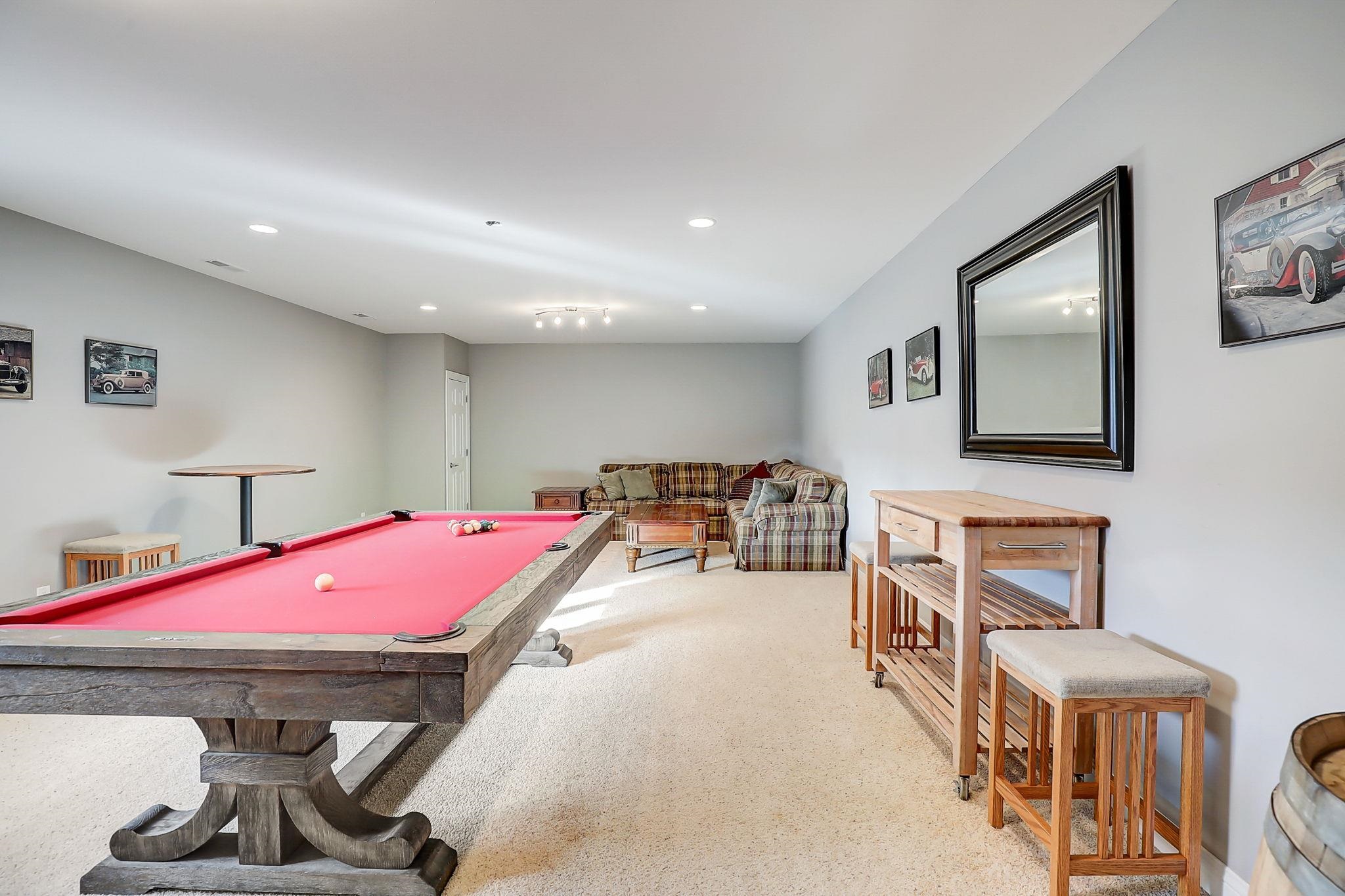 1806 Hidden Hill Drive