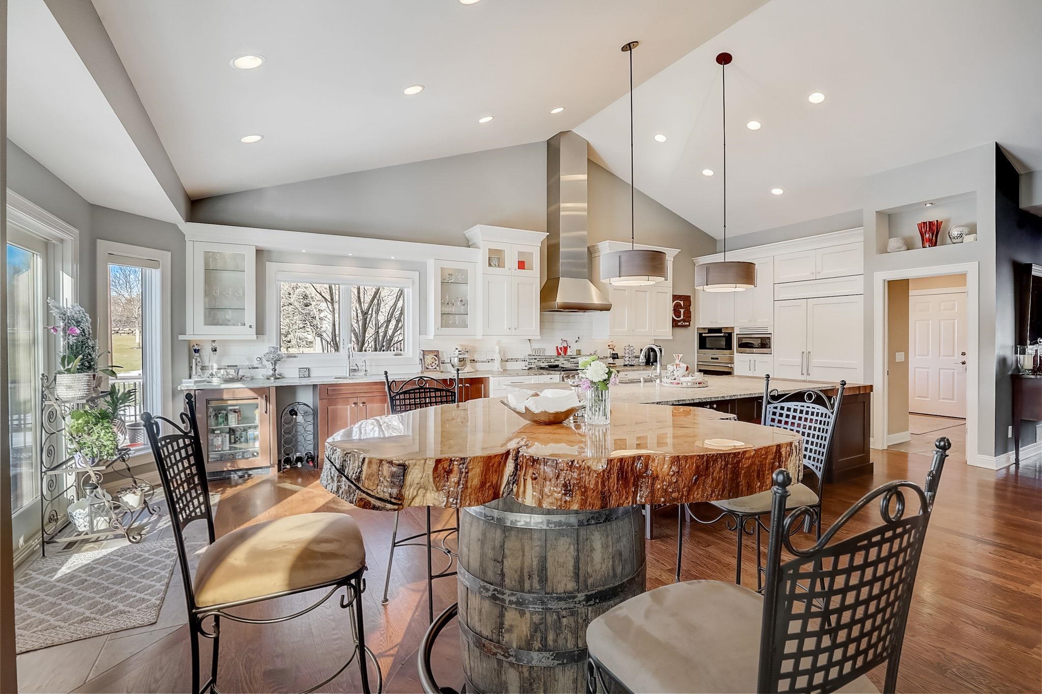 1806 Hidden Hill Drive