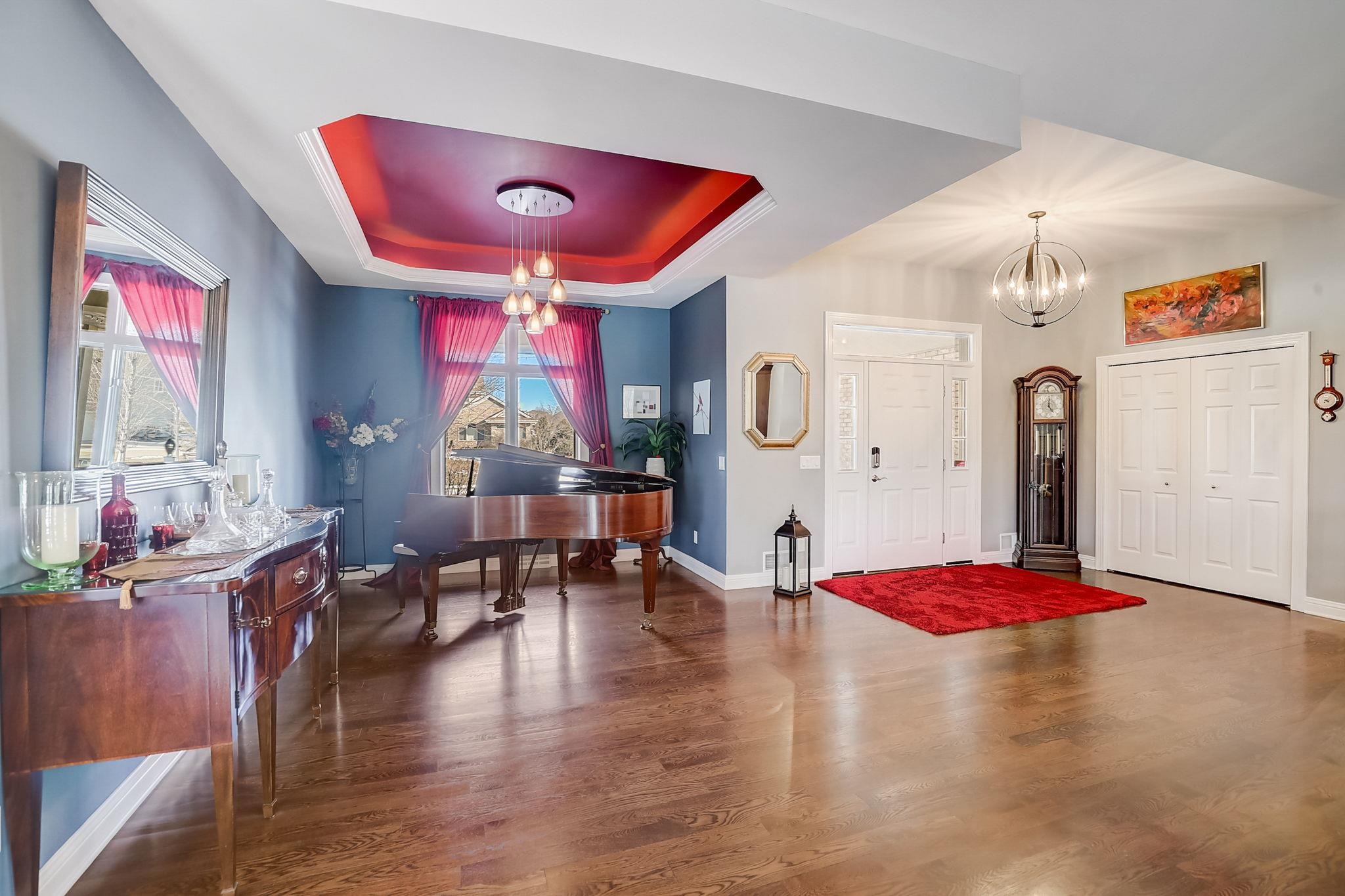 1806 Hidden Hill Drive