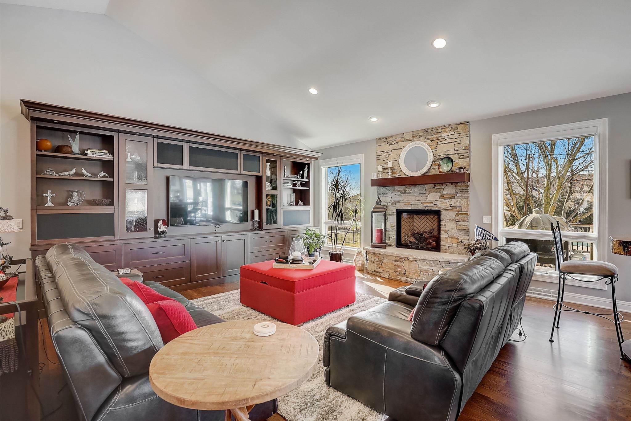 1806 Hidden Hill Drive