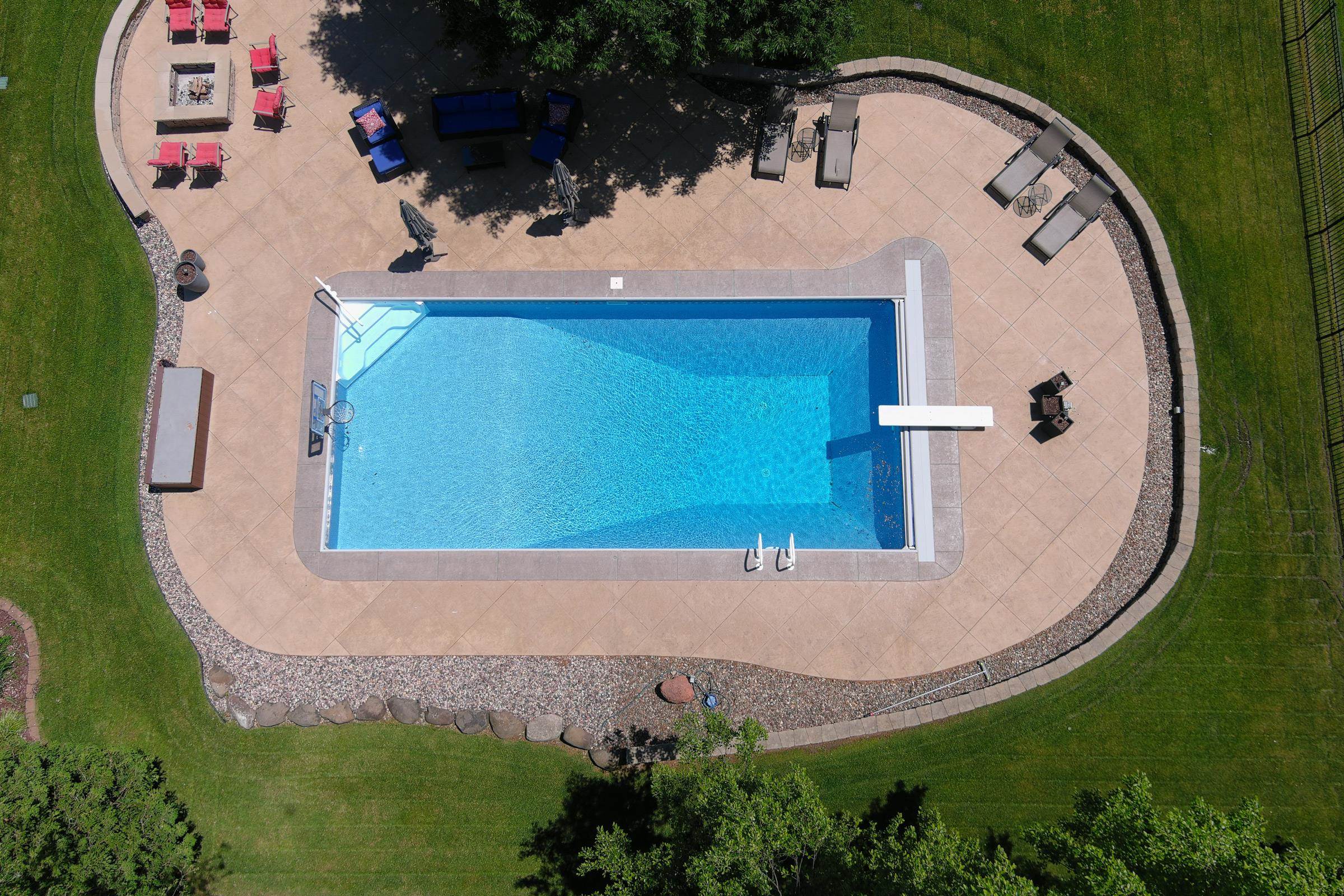 1806 Hidden Hill Drive