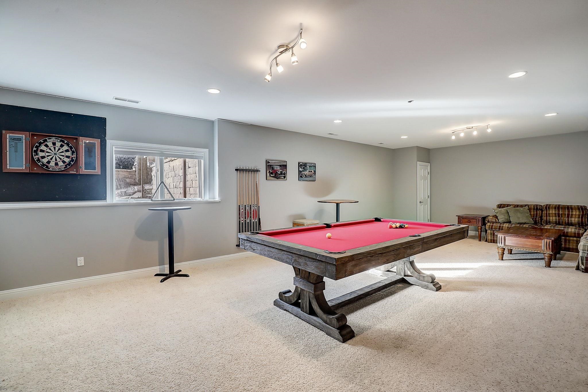 1806 Hidden Hill Drive