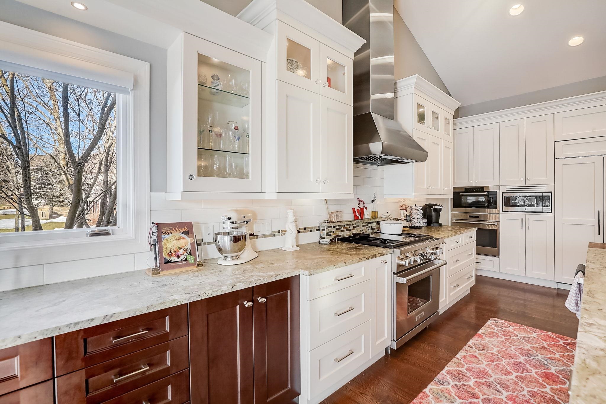 1806 Hidden Hill Drive