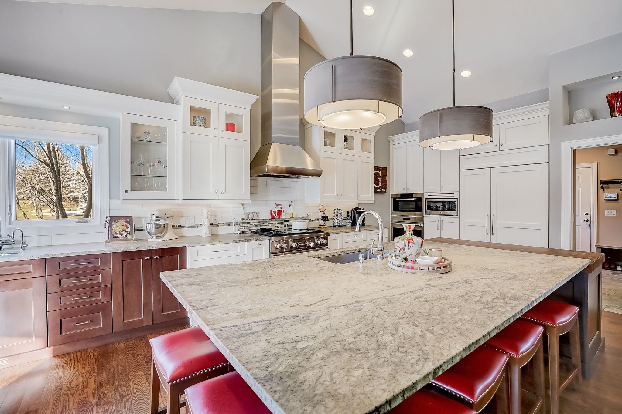 1806 Hidden Hill Drive