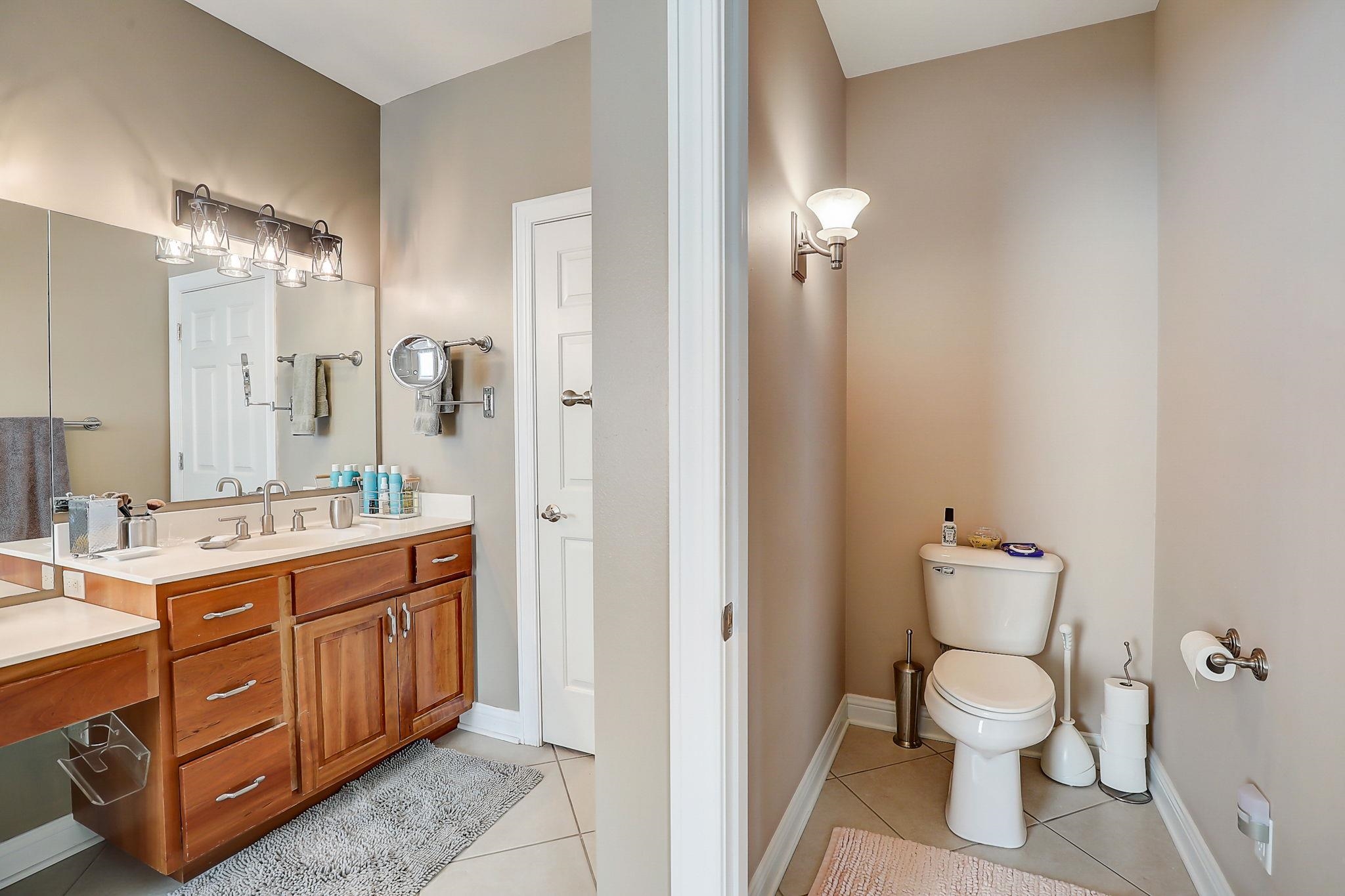 1806 Hidden Hill Drive