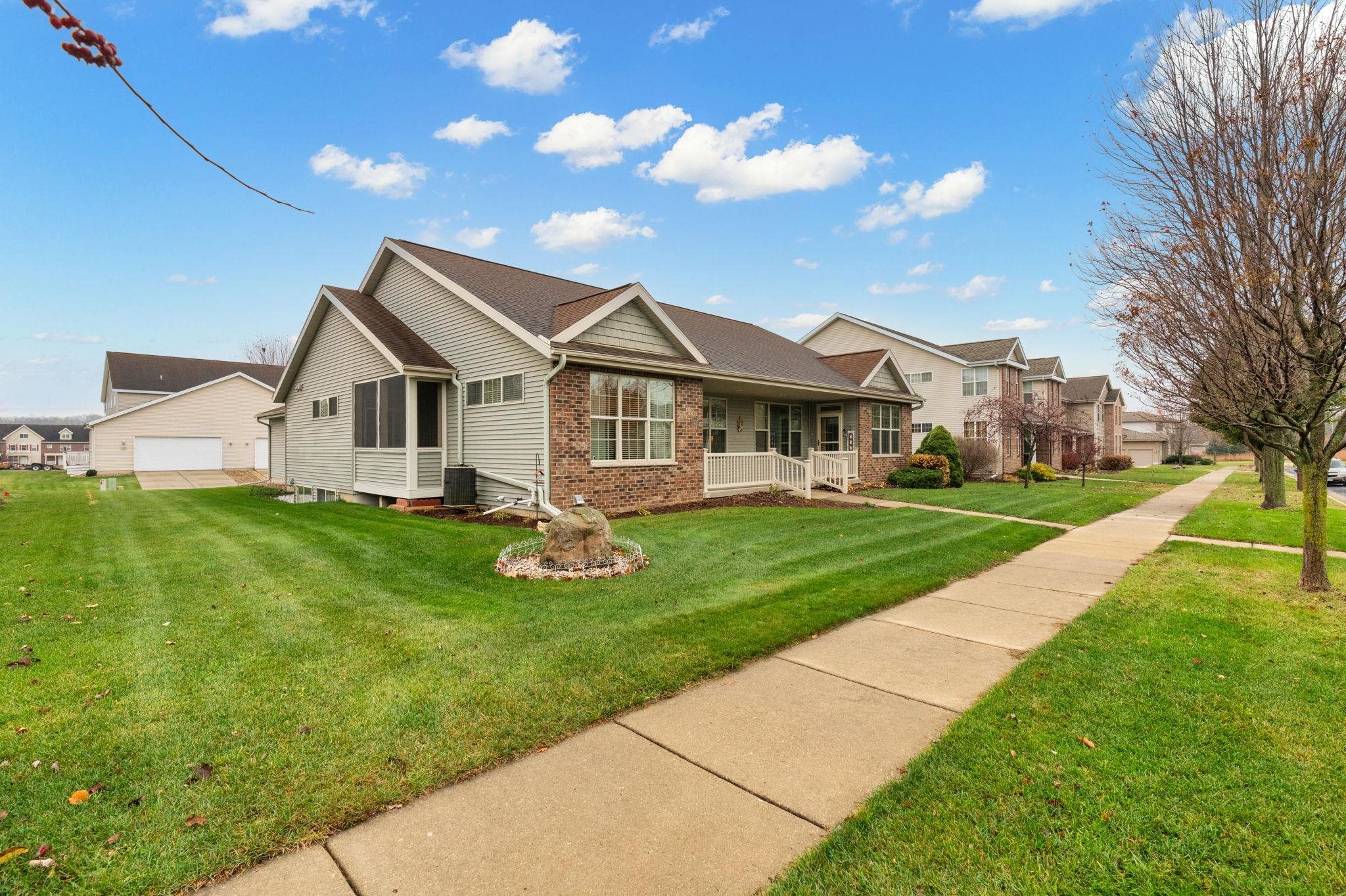 5221 Teaberry Lane